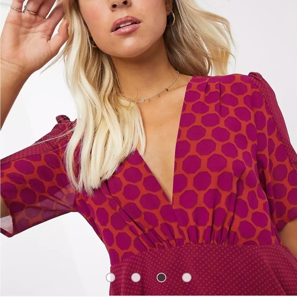 ASOS Twisted Wunder Frill Waist Detail Hexagon Printed Maxi Dress in Rust - Picture 3 of 16